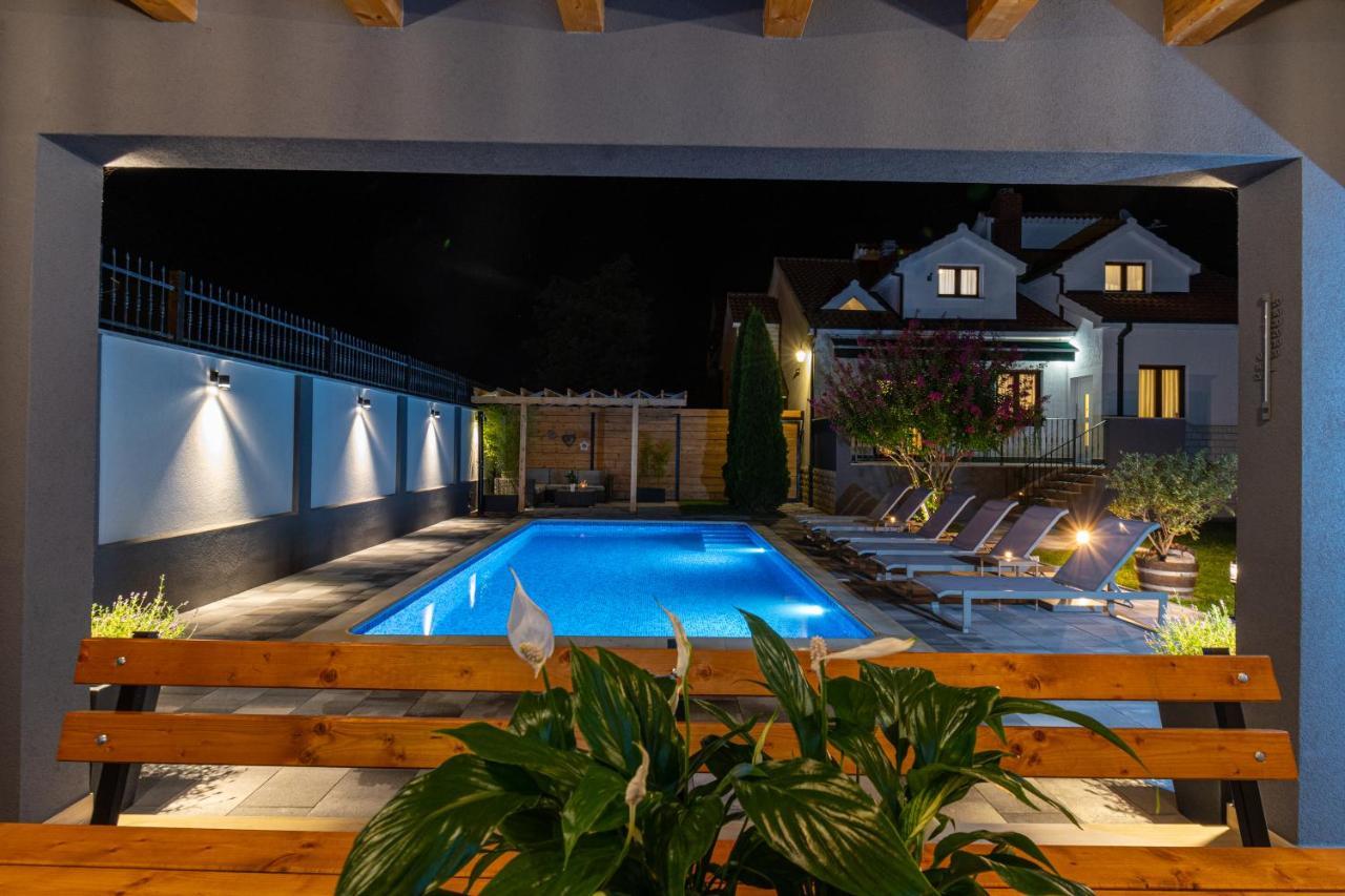 The Oasis Villa Trilj Exterior foto